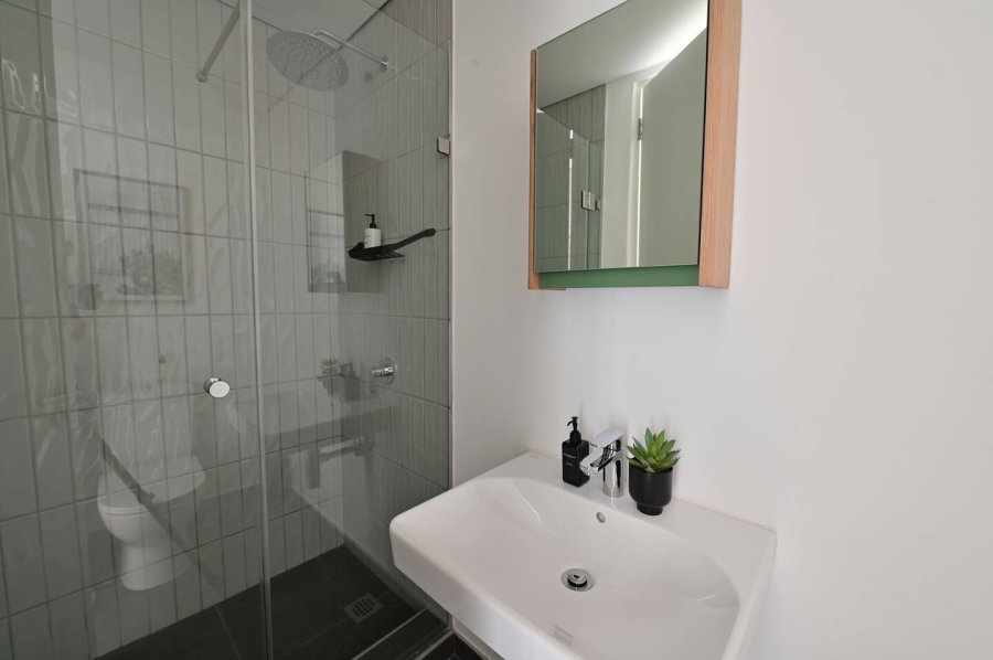 0 Bedroom Property for Sale in Sea Point Western Cape
